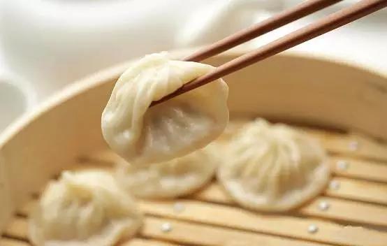 上海有哪些著名的小吃？有什么推薦嗎？